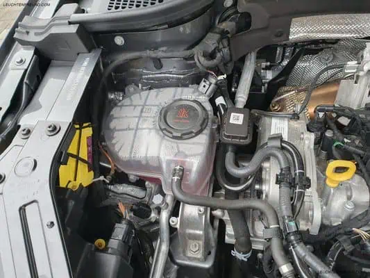 Motorraum_skoda_karoq_1.5TSI